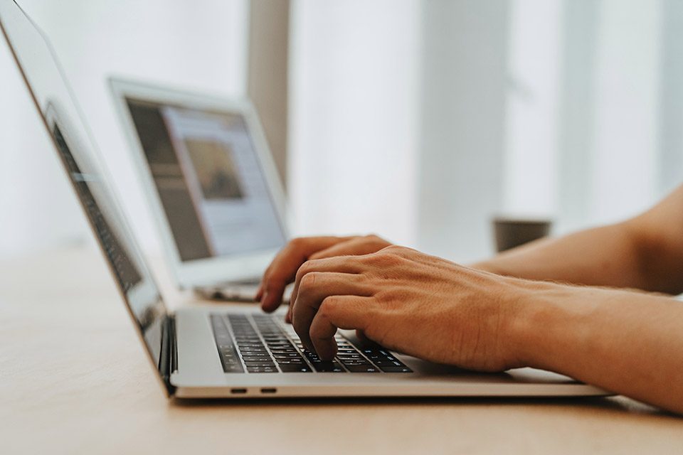 chicago-hearing-services-how-to-make-website-more-accessible-for-people-with-hearing-loss